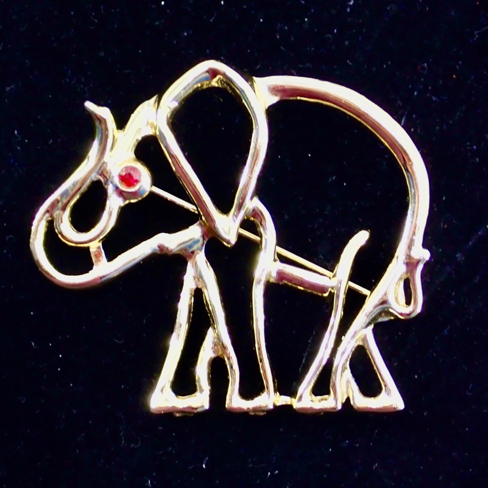Sears Mid Century Modern Red Rhinestone Gold-Tone Elephant Brooch 1970s VTG 2.25
